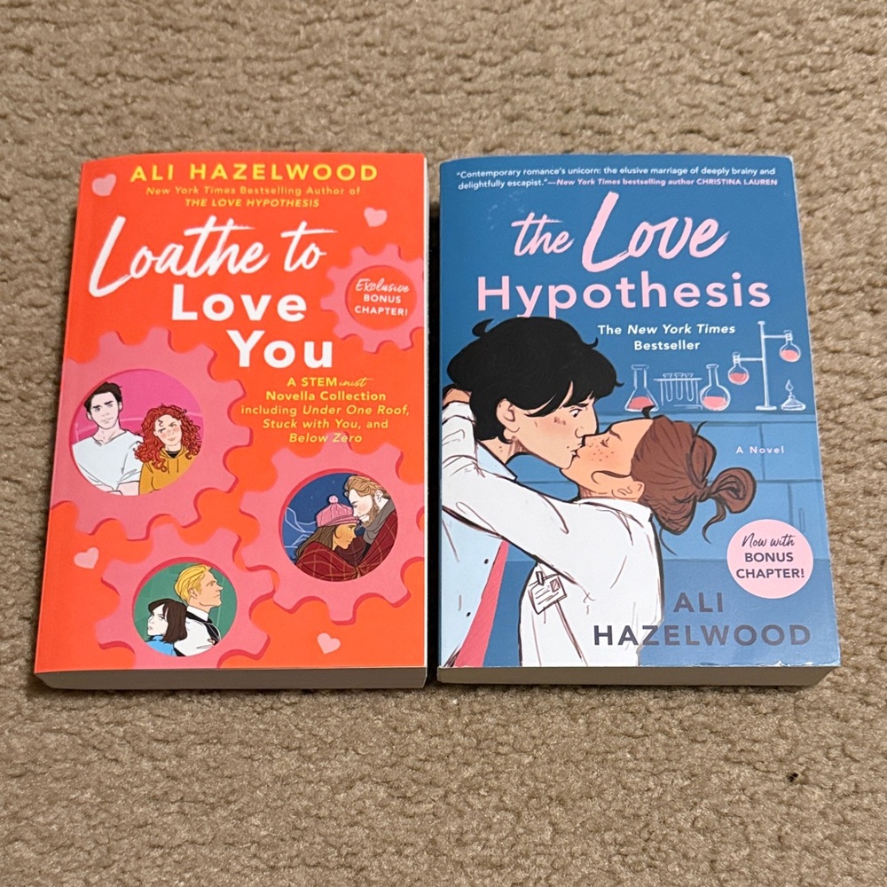 Ali Hazelwood Book Set - Loathe to Love You & The Love Hypothesis